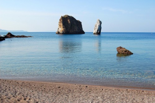 Portu Banda, Nebida