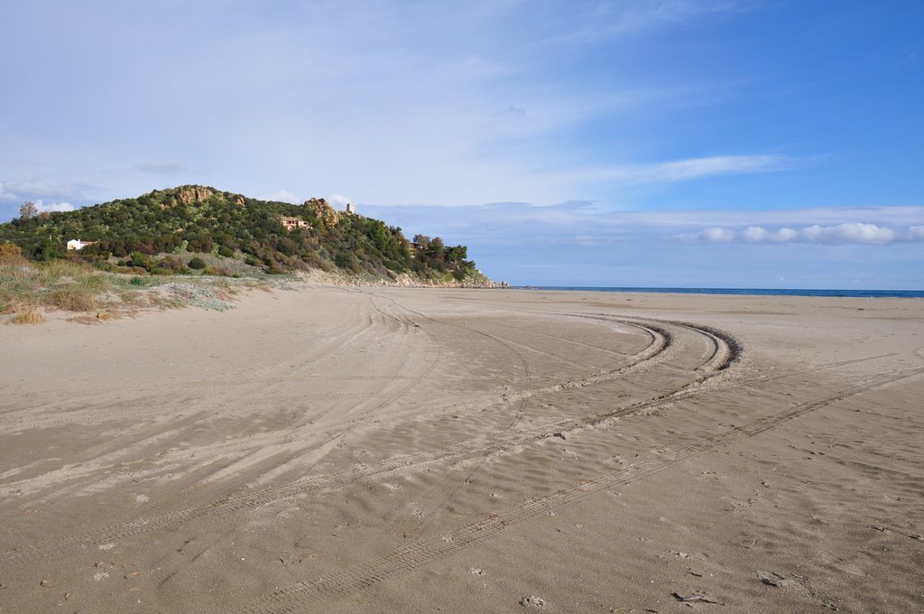 Spiaggia Cristolaxedu nella costa sud-est della Sardegna, Muravera